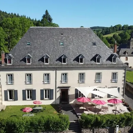 Le Clos Auvergnat Alojamento de Acomodação e Pequeno-almoço 4*