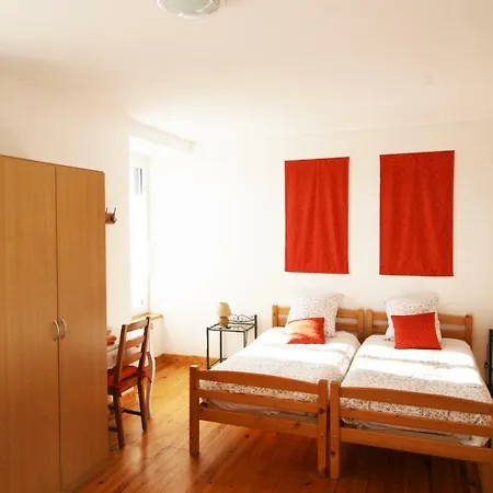 Le Clos Auvergnat Nocleg ze śniadaniem Tauves